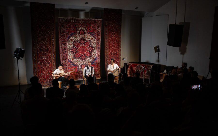 شب اول — «به یاد مهدی اخوان ثالث»، تار، آواز و تنبک